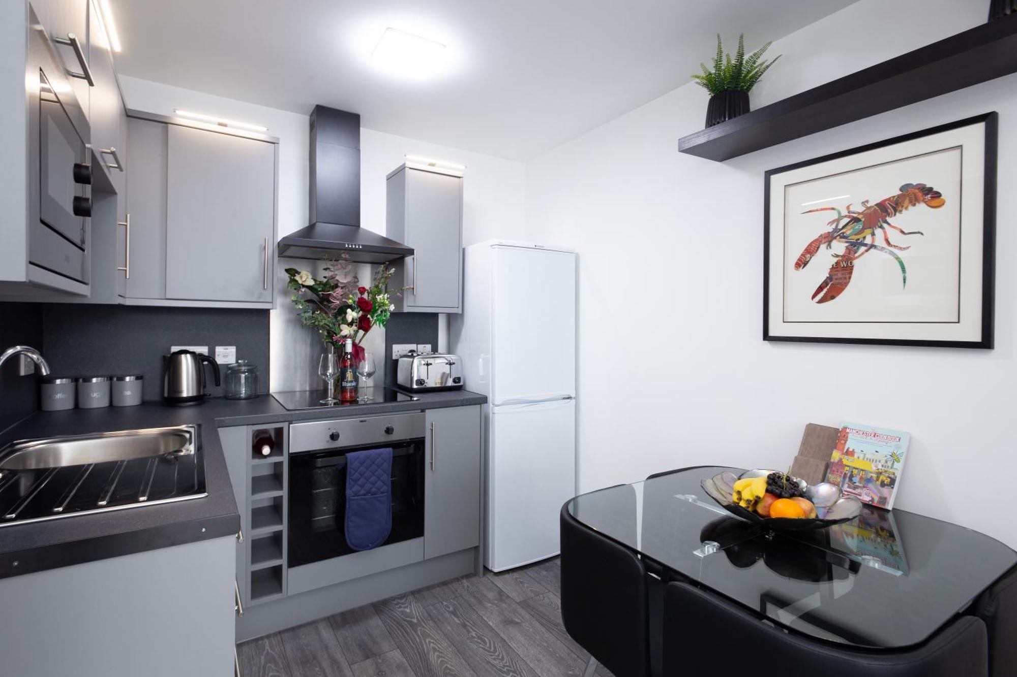 The East Retreat Apartment แมนเชสเตอร์ ภายนอก รูปภาพ