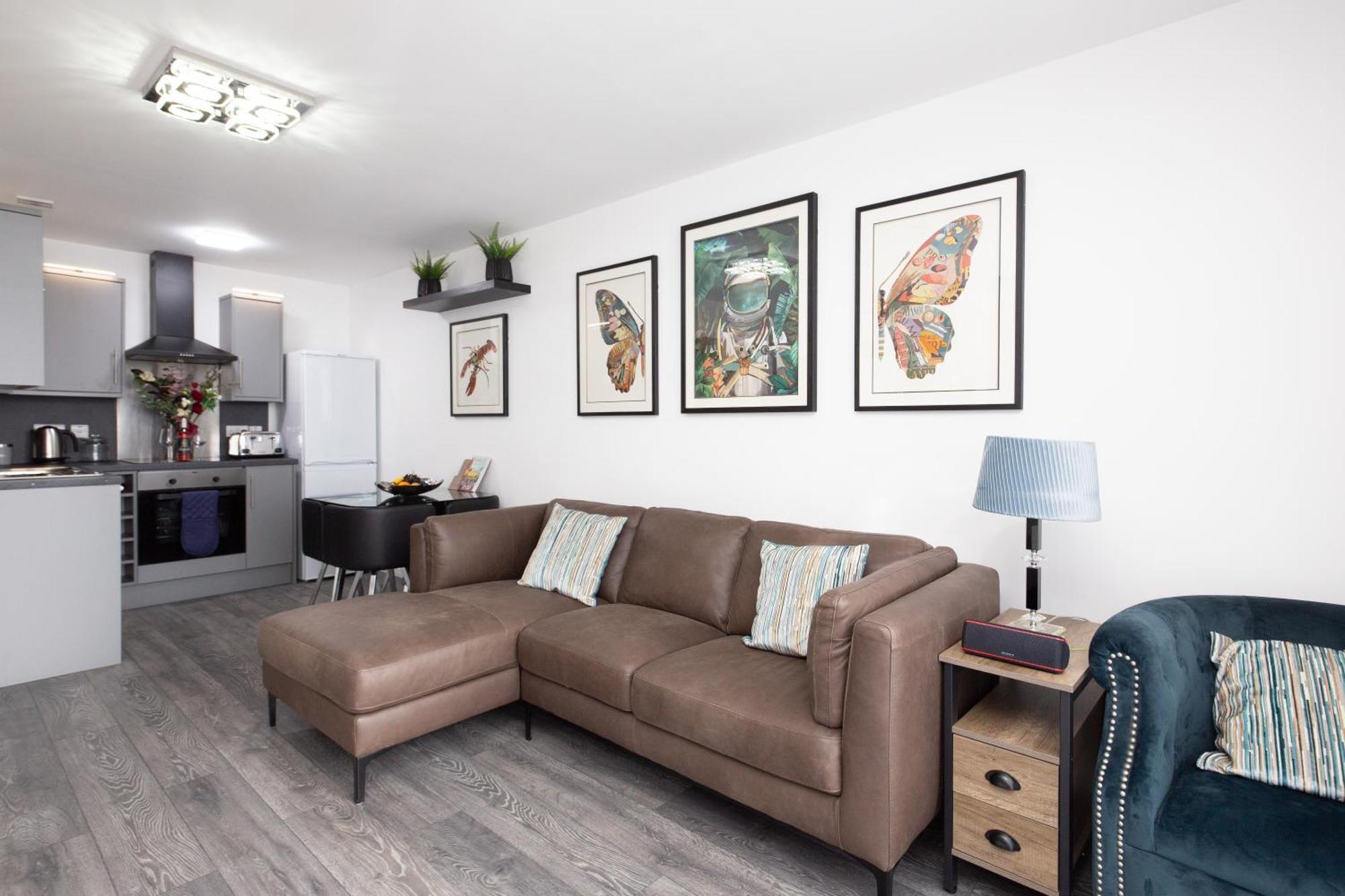 The East Retreat Apartment แมนเชสเตอร์ ภายนอก รูปภาพ
